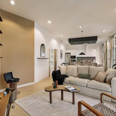 Hidiv - 3 Bedrooms And Terrace In Eixample Dreta Barselona