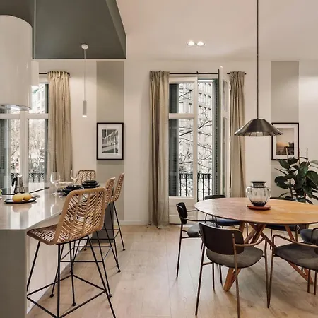 Hidiv - 3 Bedrooms And Terrace In Eixample Dreta Barselona