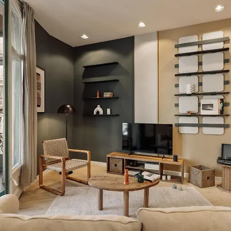 Apartment Hidiv - 3 Bedrooms And Terrace In Eixample Dreta